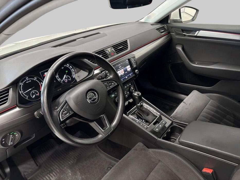 SKODA Superb 2017