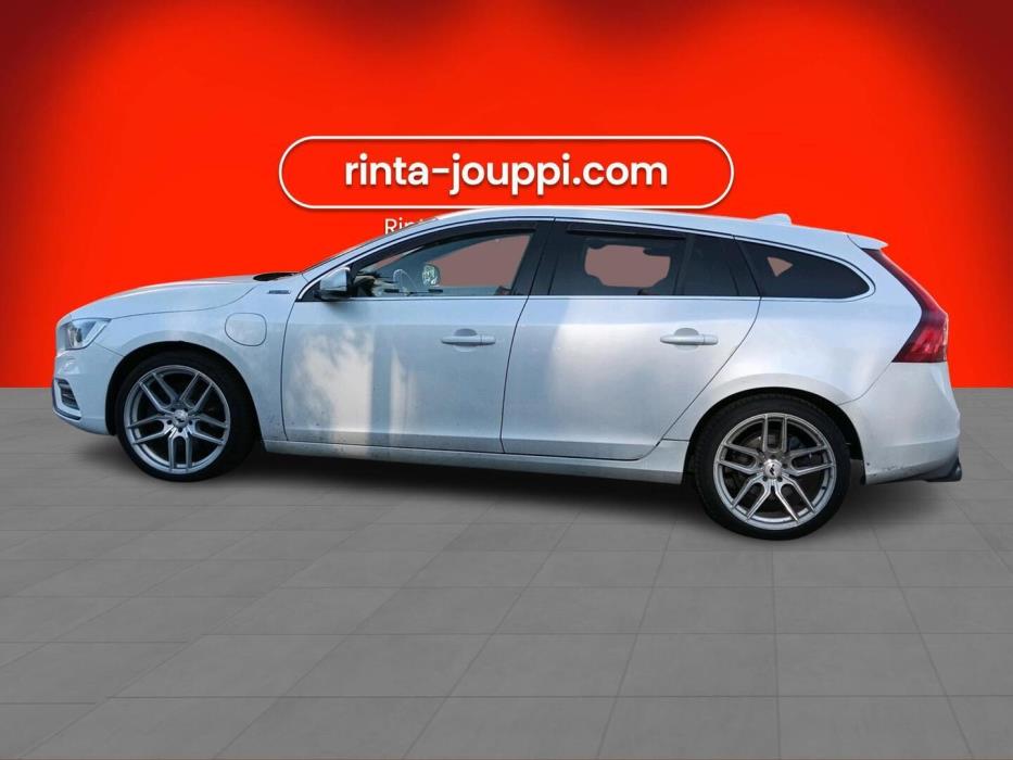 VOLVO V60 2014
