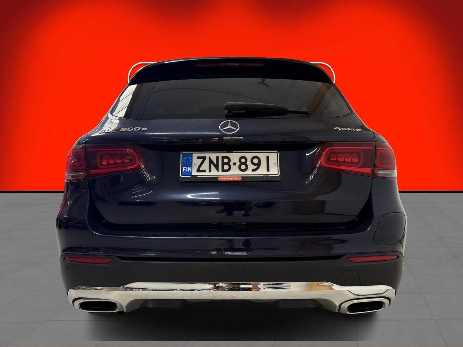 MERCEDES-BENZ GLC 2020