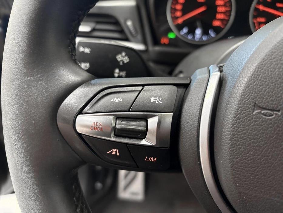 BMW 225 2017