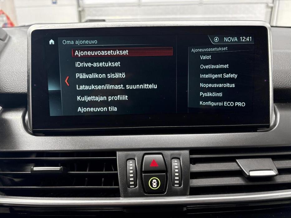 BMW 225 2017