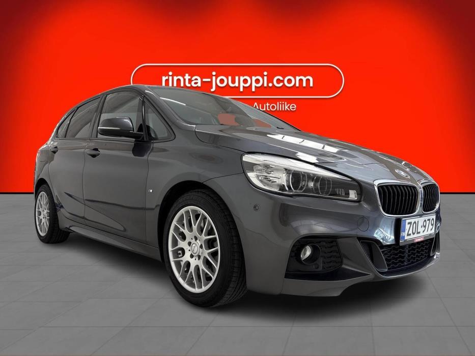 BMW 225 2017