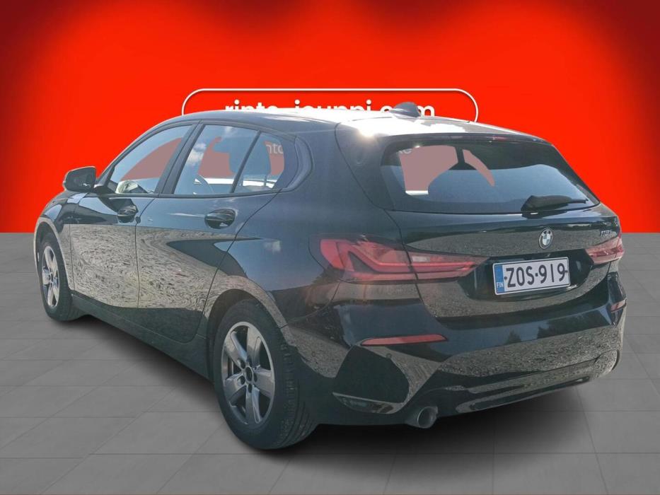 BMW 118 2023