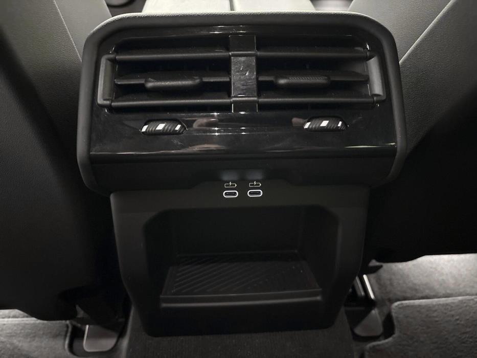 BMW I5 2025