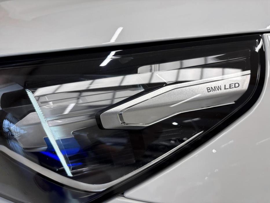 BMW I5 2025