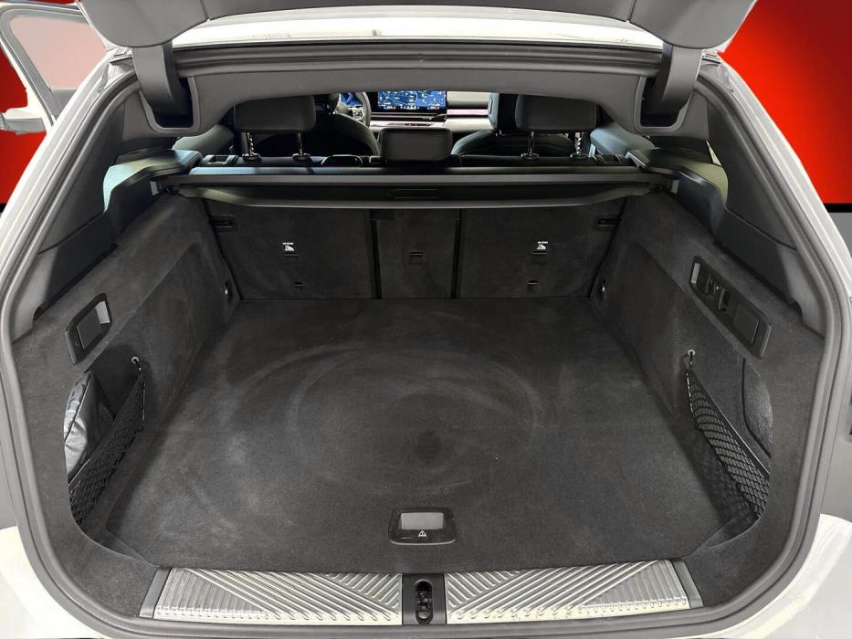 BMW I5 2025