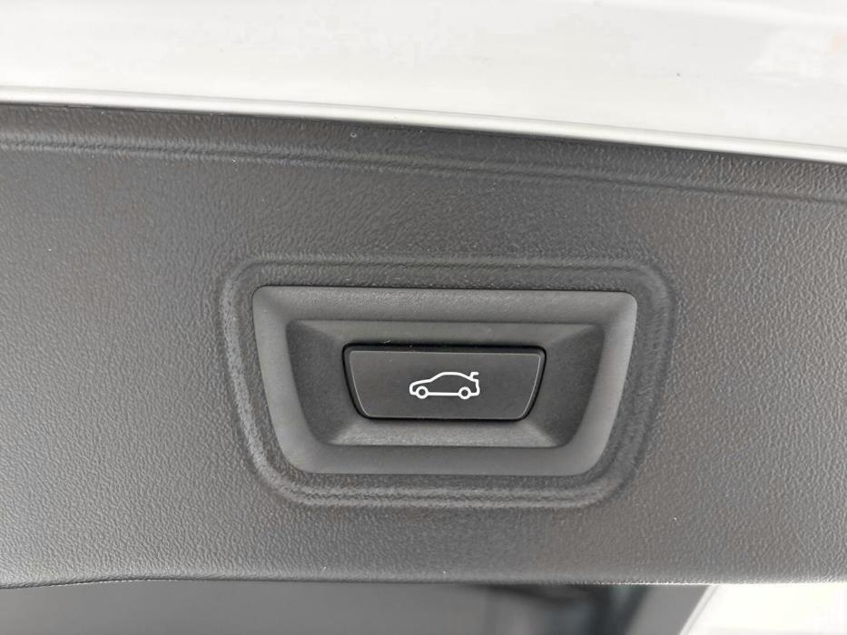 BMW I5 2025