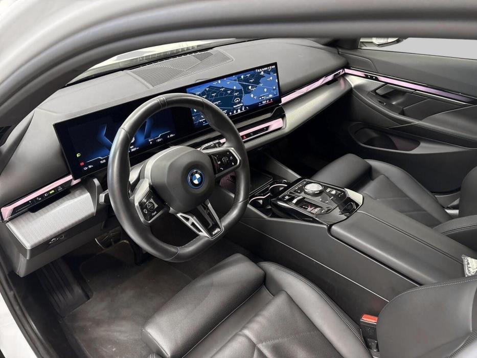 BMW I5 2025