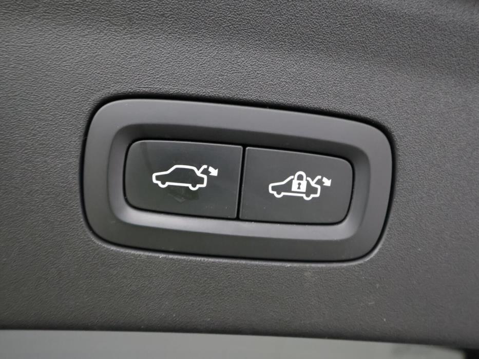 POLESTAR 2 2022