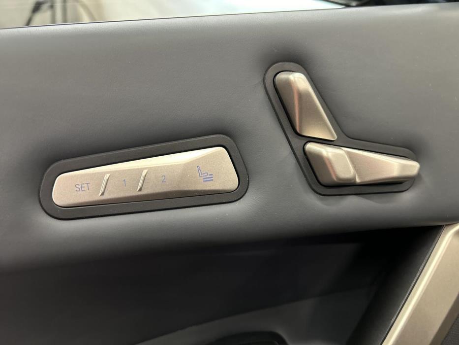 BMW IX 2022