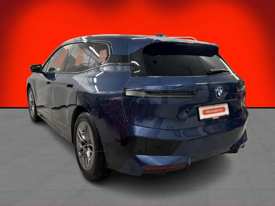 BMW IX 2022