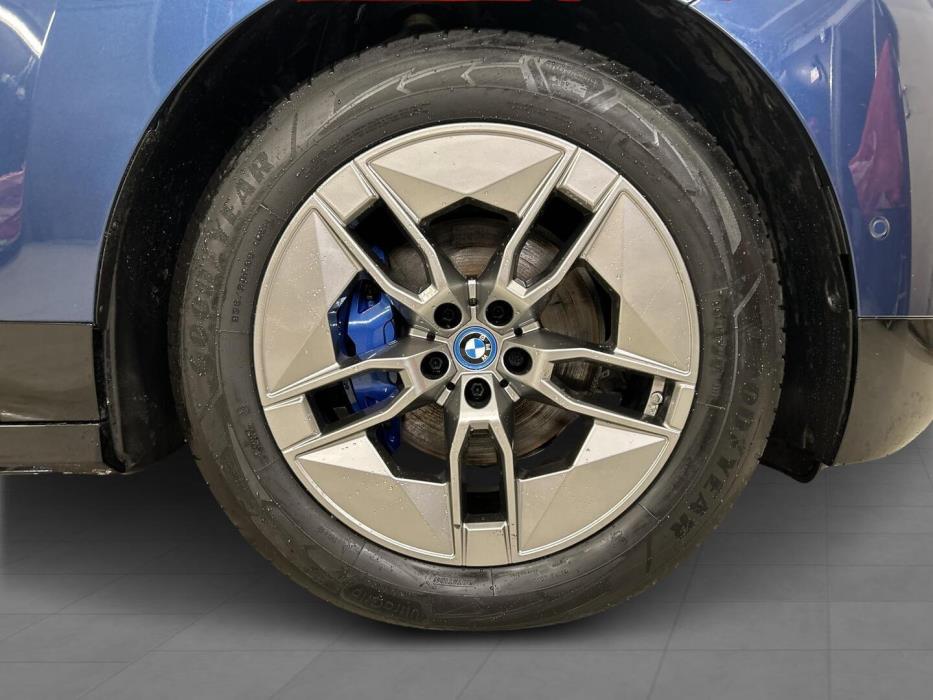 BMW IX 2022