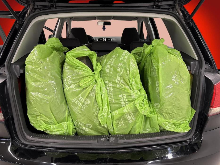 VOLKSWAGEN Golf 2012