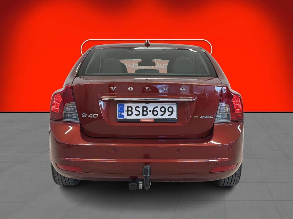 VOLVO S40 2012