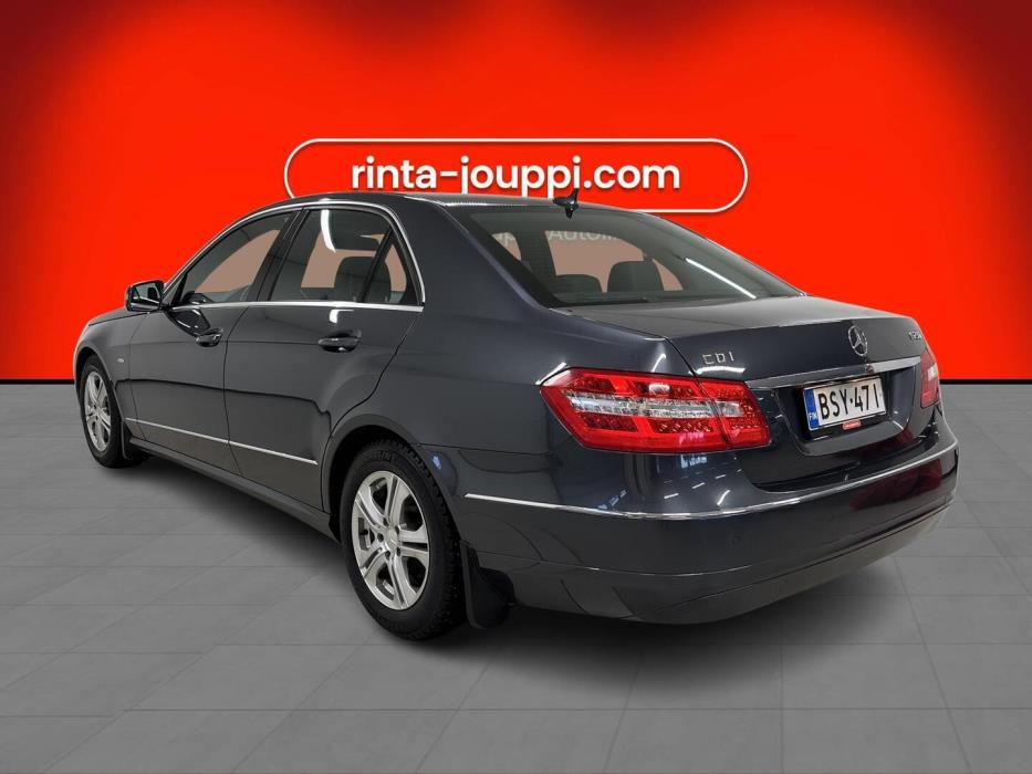 MERCEDES-BENZ E 2009