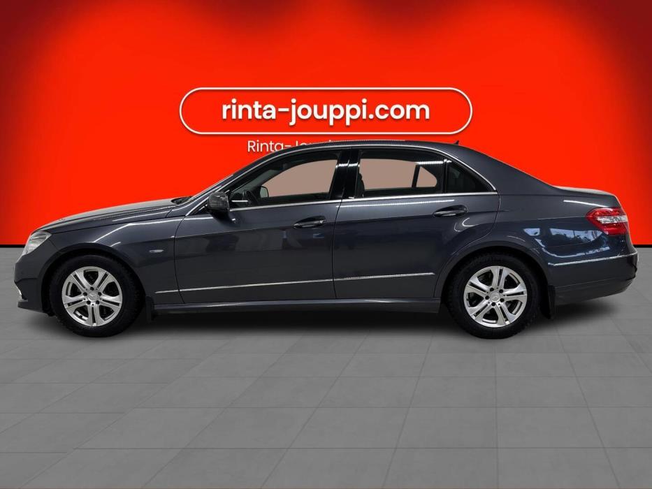 MERCEDES-BENZ E 2009