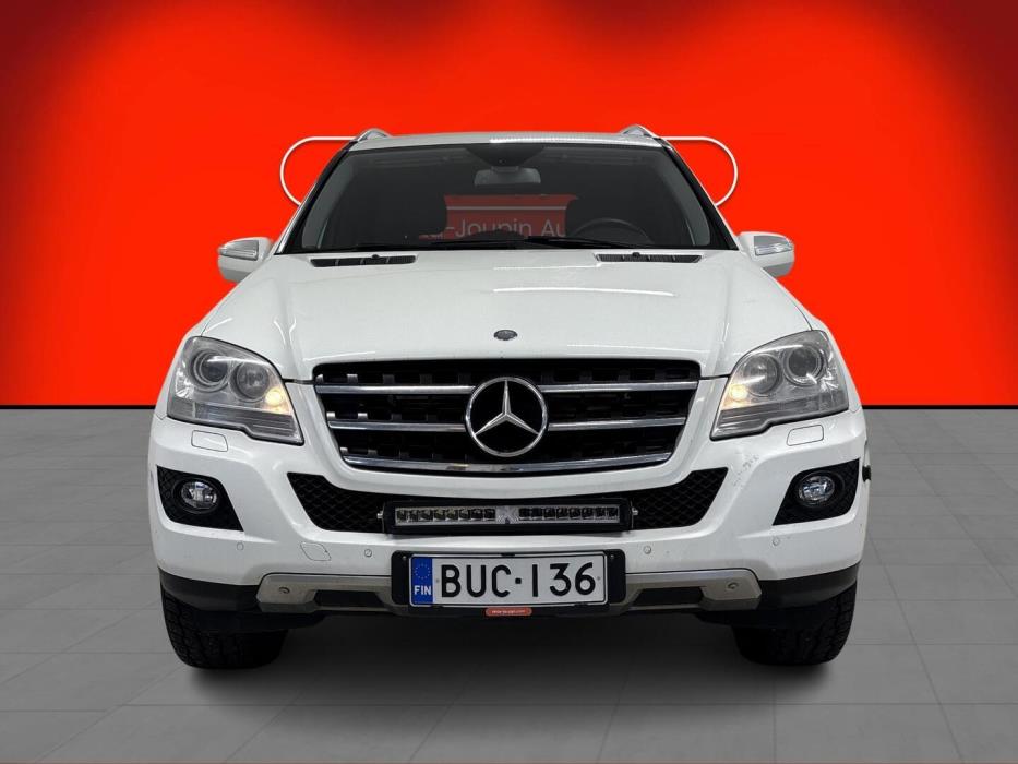 MERCEDES-BENZ ML 2010