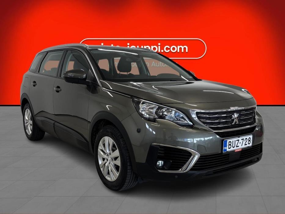 PEUGEOT 5008 2018