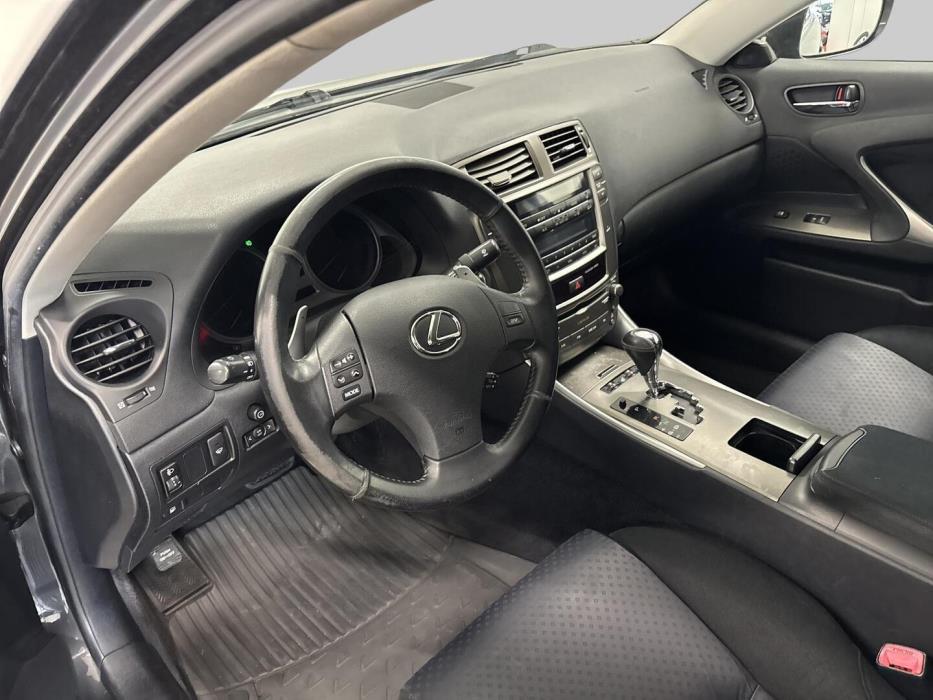 LEXUS IS 2006