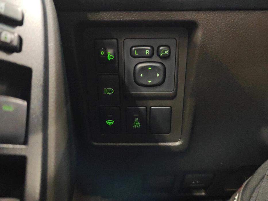 TOYOTA Land Cruiser 2010