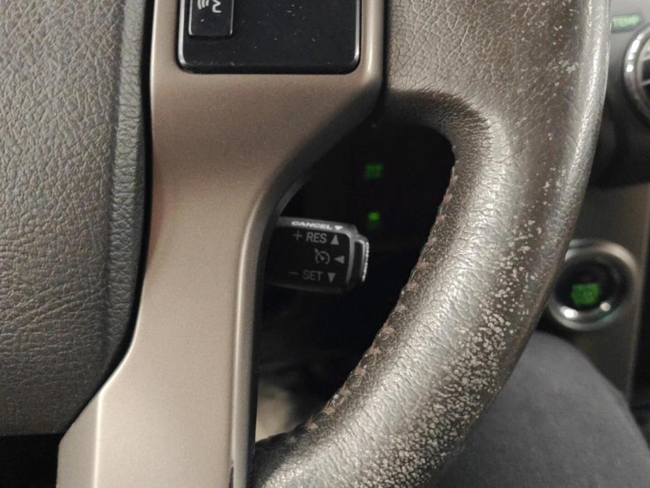 TOYOTA Land Cruiser 2010