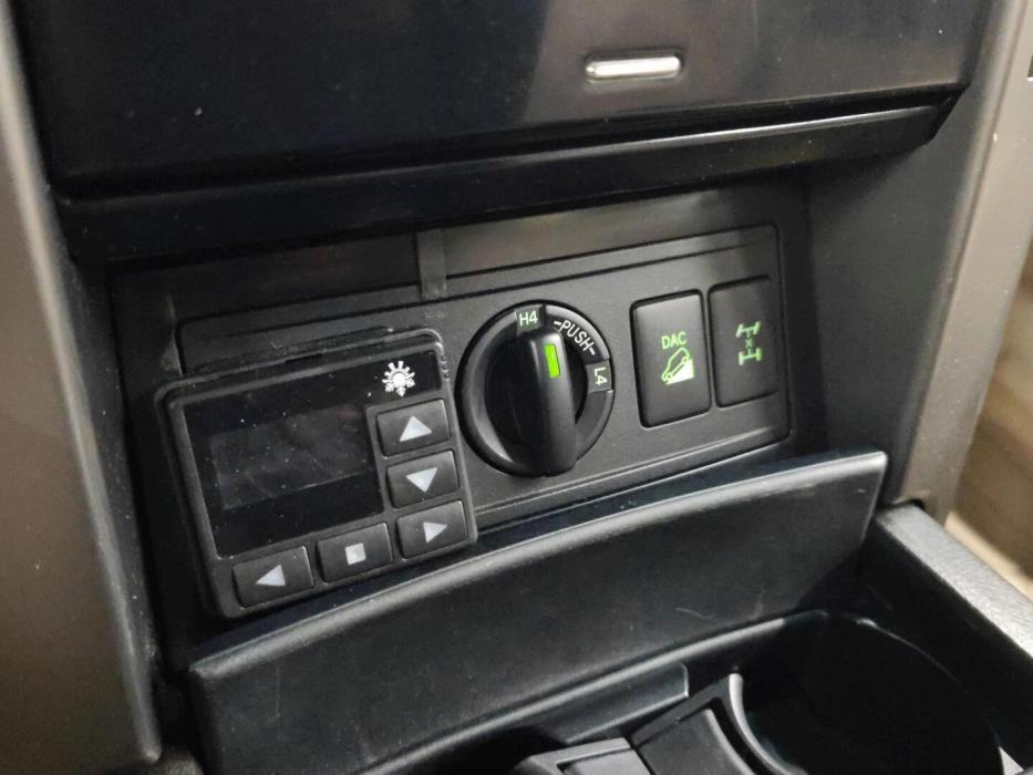 TOYOTA Land Cruiser 2010