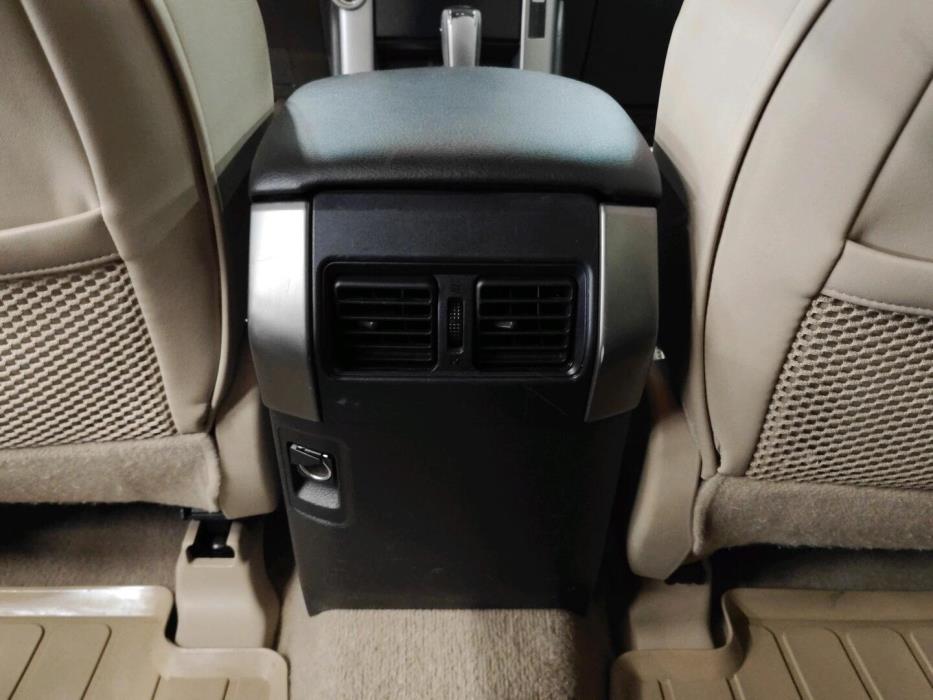 TOYOTA Land Cruiser 2010