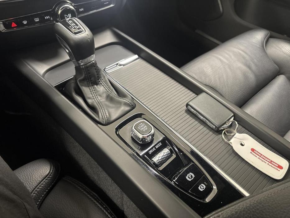 VOLVO V60 Cross Country 2019