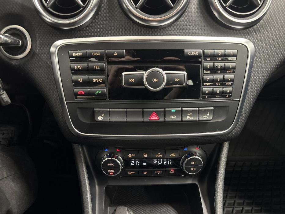 MERCEDES-BENZ A 2014