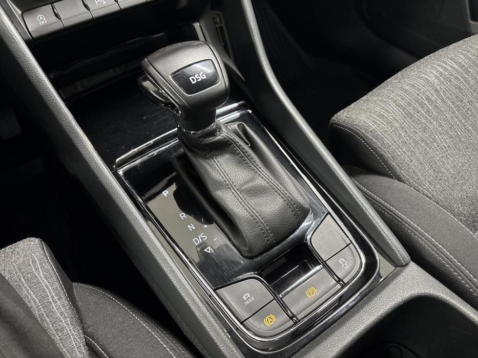 SKODA Karoq 2019