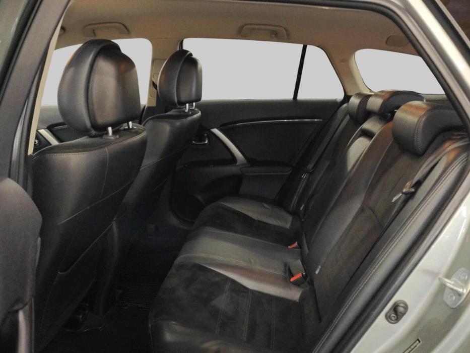 TOYOTA AVENSIS 2013