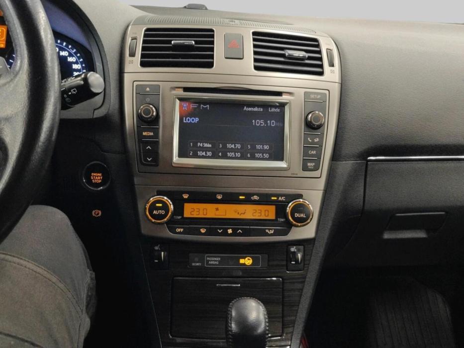 TOYOTA AVENSIS 2013