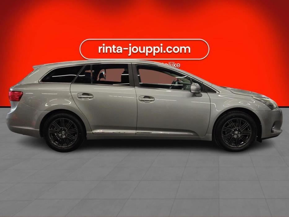TOYOTA AVENSIS 2013