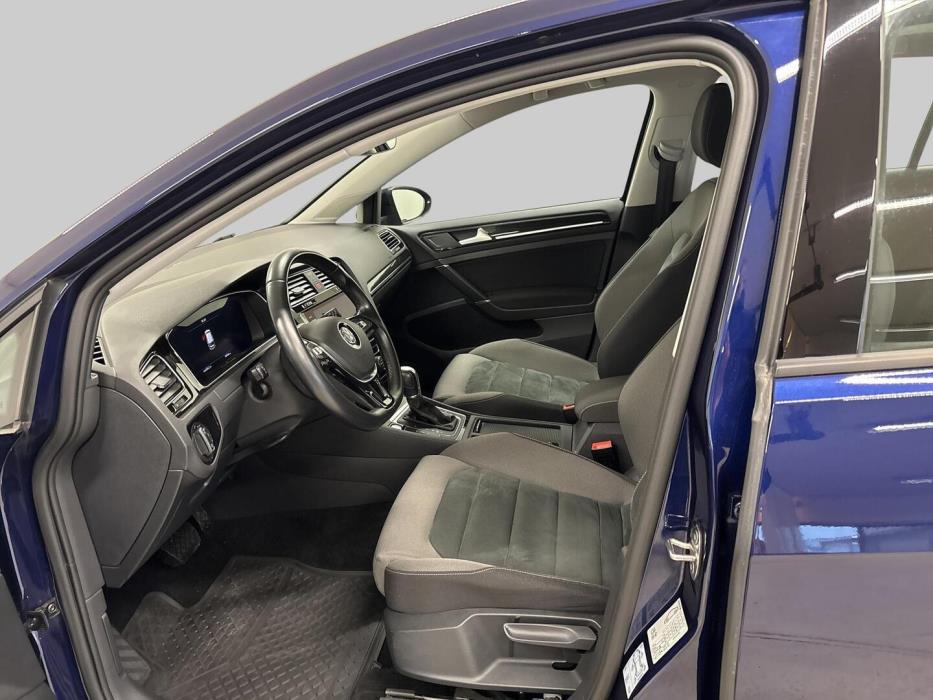 VOLKSWAGEN Golf 2019