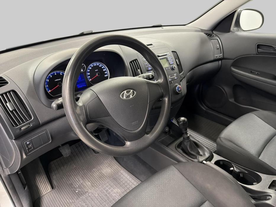 HYUNDAI i30 2008