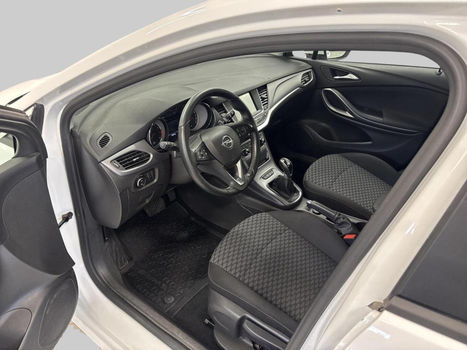 OPEL Astra 2016