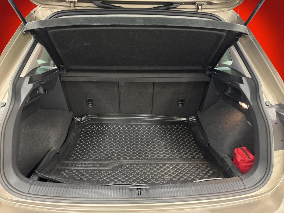 VOLKSWAGEN Tiguan 2017