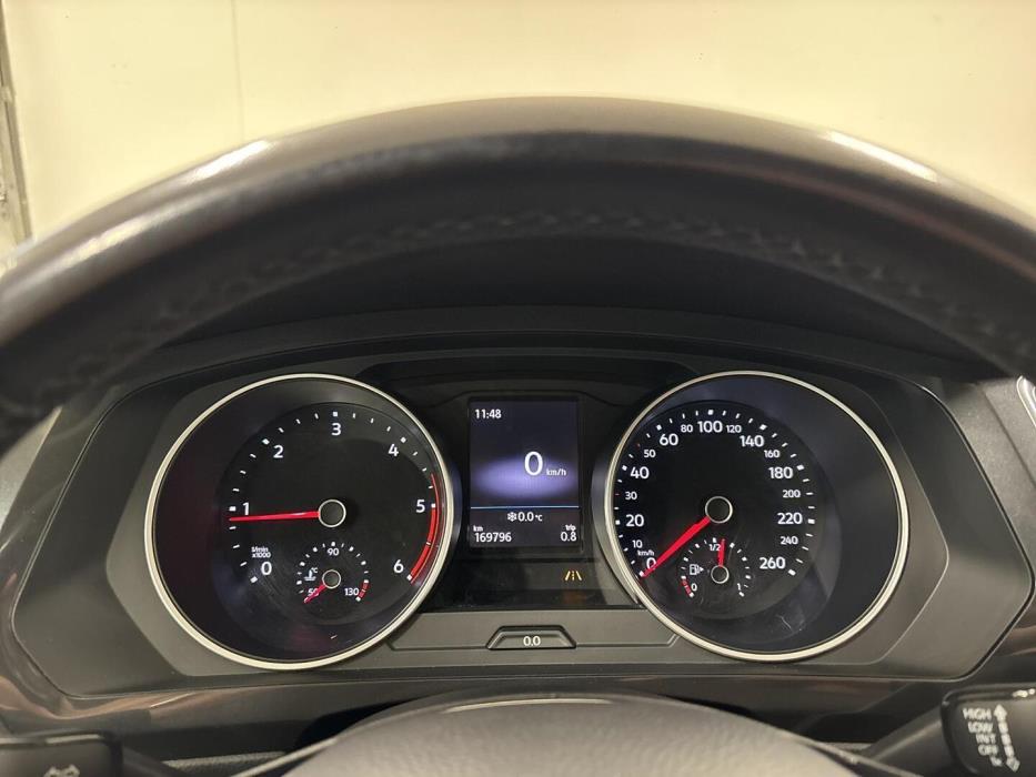 VOLKSWAGEN Tiguan 2017