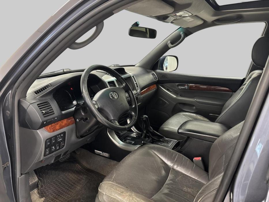TOYOTA Land Cruiser 2007