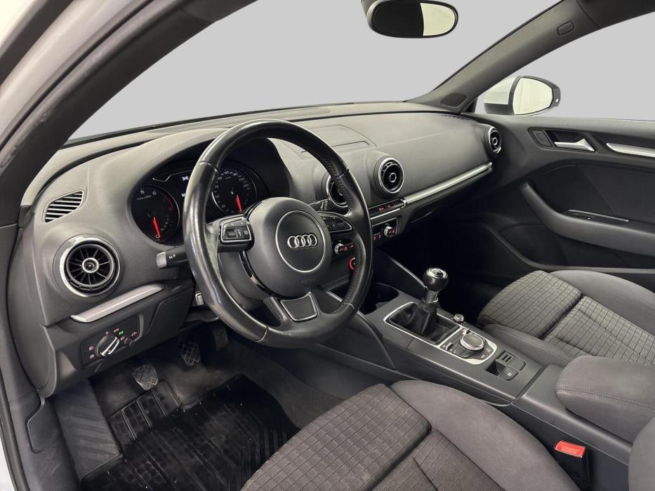 AUDI A3 2013