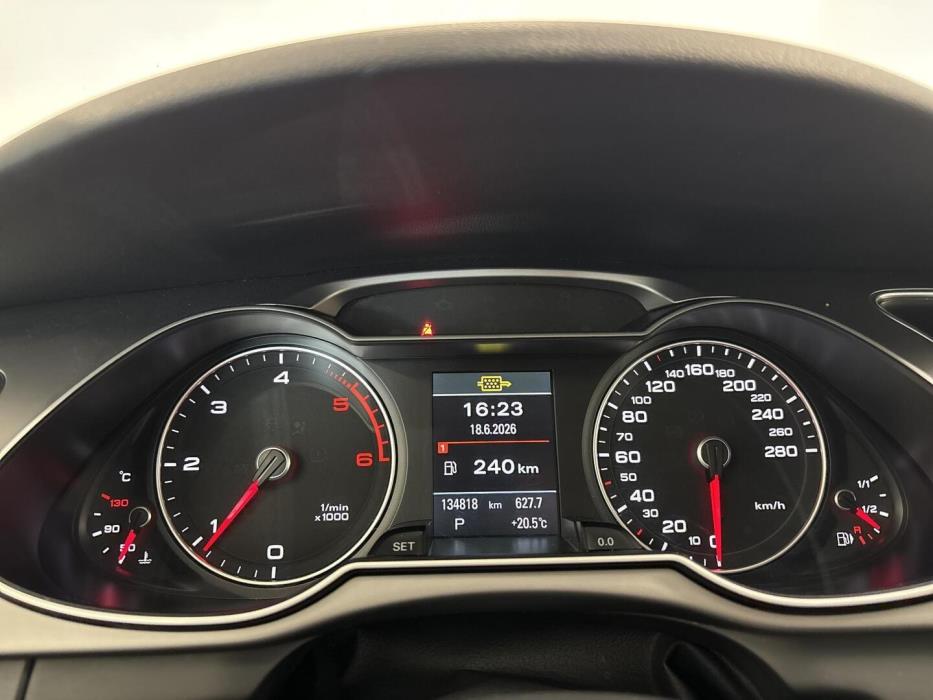 AUDI A4 2014