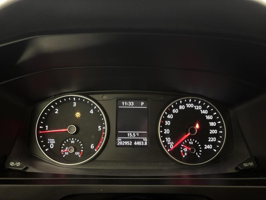 VOLKSWAGEN Transporter 2016