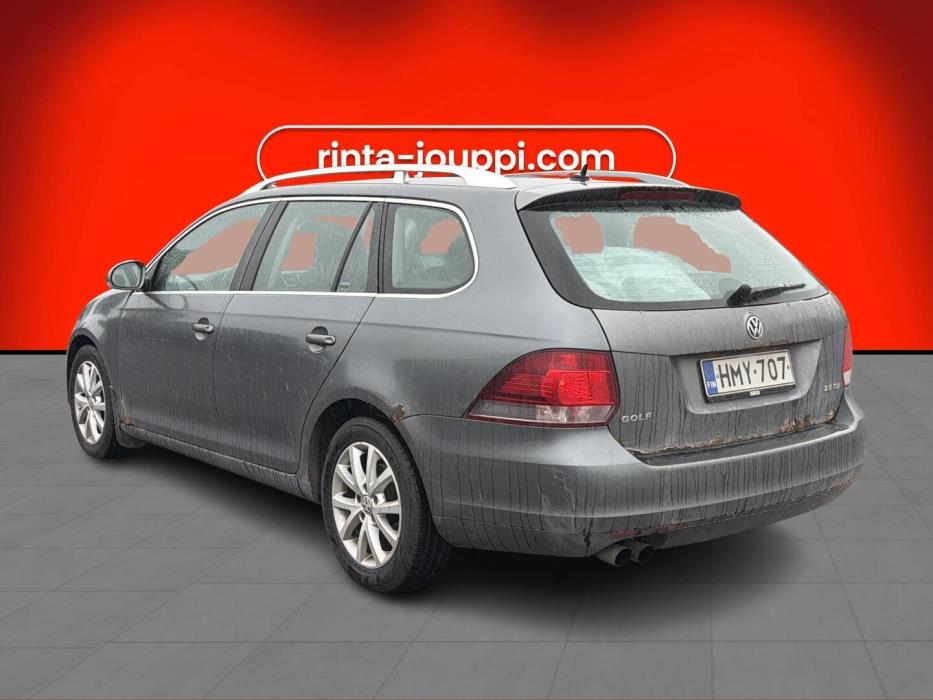 VOLKSWAGEN Golf 2010