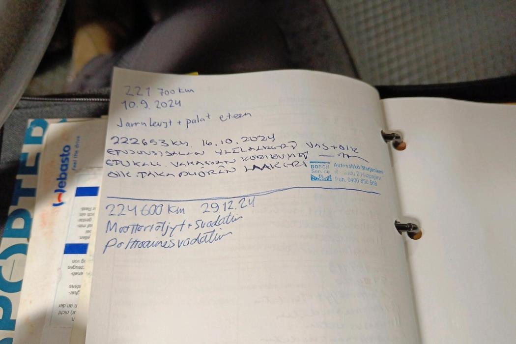 VOLKSWAGEN Transporter 2005