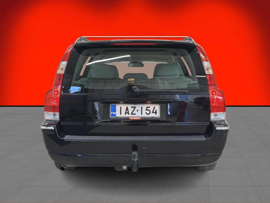 VOLVO V70 2007