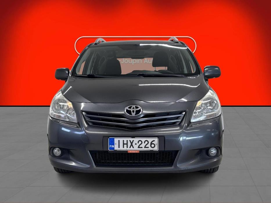 TOYOTA Verso 2009