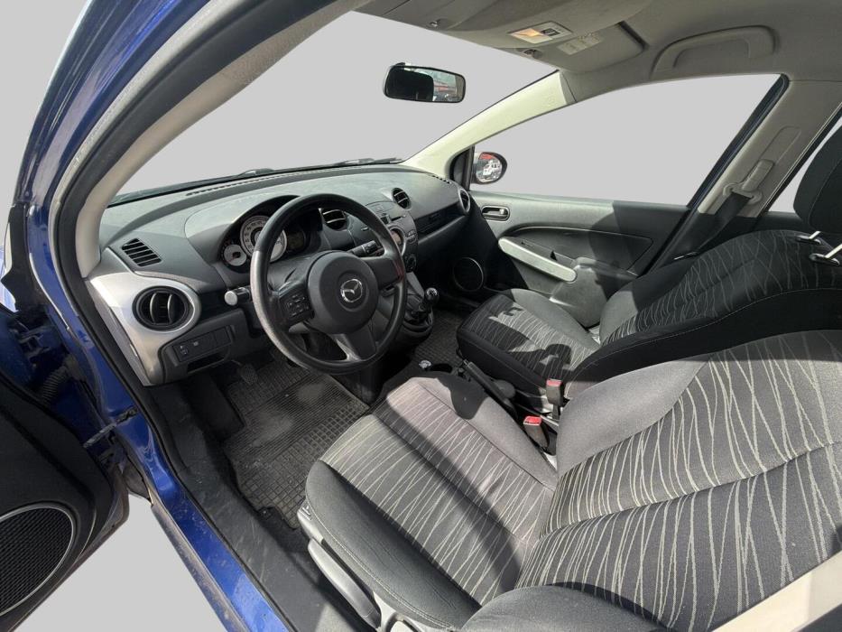 MAZDA Mazda2 2008