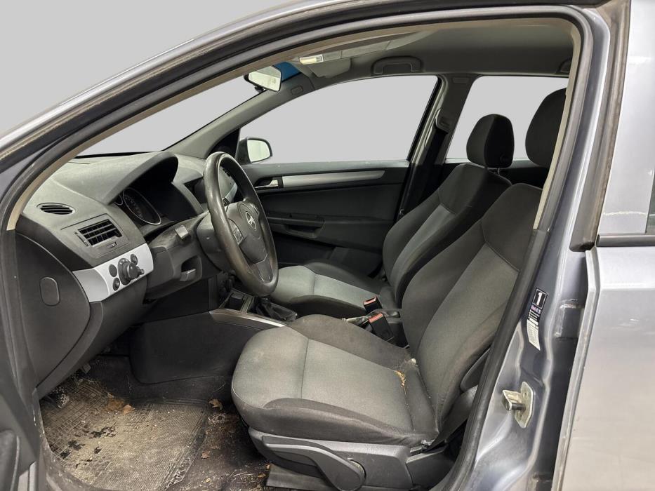 OPEL Astra 2005