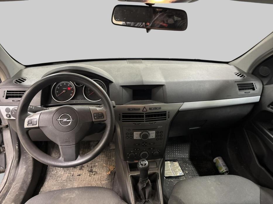 OPEL Astra 2005