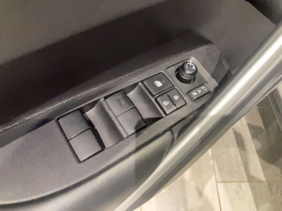 TOYOTA COROLLA CROSS 2023